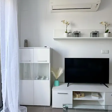 Petite Paradise *